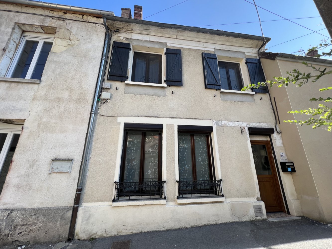 4 bedrooms House in Neuilly-Saint-Front, France No. 88332