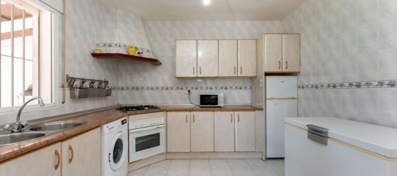 3 bedrooms House in Coin, Spain No. 141121 5