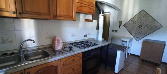 Apartamento de 4 habitaciónes en Lucca, Italy No. 36070 6