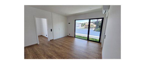 4 bedrooms Villa in Corroios, Portugal No. 139012 13