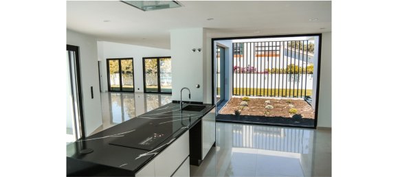 4 bedrooms Villa in Corroios, Portugal No. 139012 29