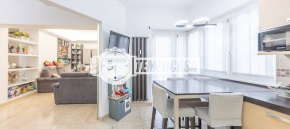 3 bedrooms Apartment in Rome, Italy No. 321437 9