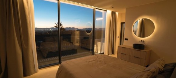 4 bedrooms Villa in Son Gual, Spain No. 16274 4