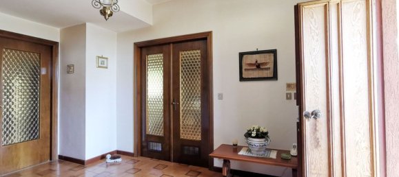 8 bedrooms Villa in Rubiana, Italy No. 339865 45