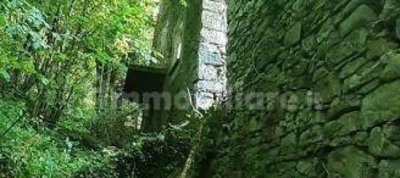 2 bedrooms House in Bracca, Italy No. 105628 16