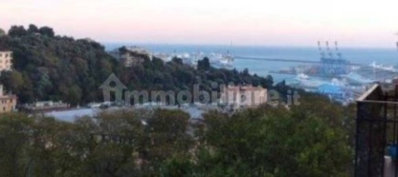 Apartamento de 2 dormitorios en Genoa, Italy No. 147424 2