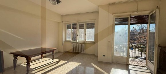 3 Schlafzimmer Wohnung in Avezzano, Italy, Nr. 23213 12