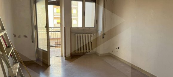 3 Schlafzimmer Wohnung in Avezzano, Italy, Nr. 23213 70