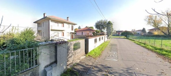 7-Zimmer Villa in Canegrate, Italy, Nr. 81577 8