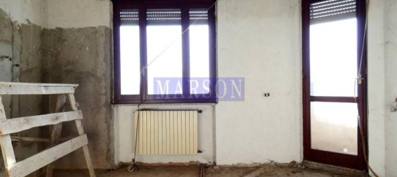 7-Zimmer Villa in Canegrate, Italy, Nr. 81577 23