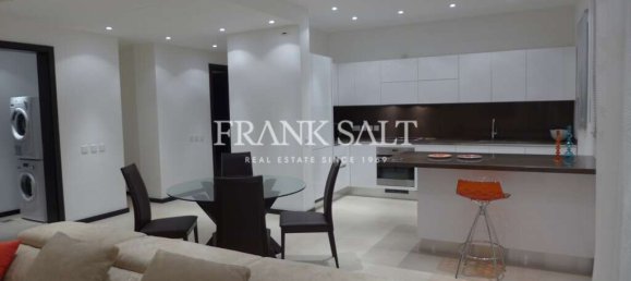 Apartamento de 1 dormitorio en Sliema, Malta No. 8731 2