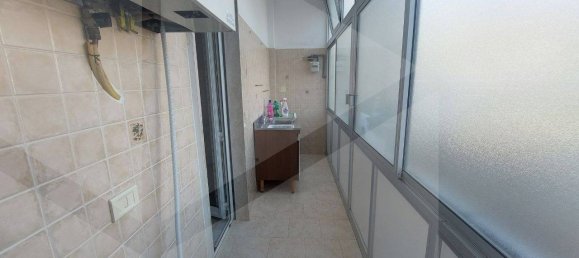 Imóvel comercial de 4 divisões em Triggiano, Italy N.º 21693 15