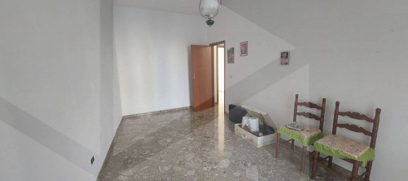 Imóvel comercial de 4 divisões em Triggiano, Italy N.º 21693 21