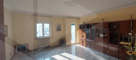 Imóvel comercial de 4 divisões em Triggiano, Italy N.º 21693 5