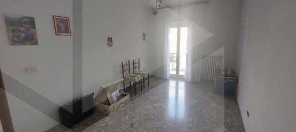 Imóvel comercial de 4 divisões em Triggiano, Italy N.º 21693 23