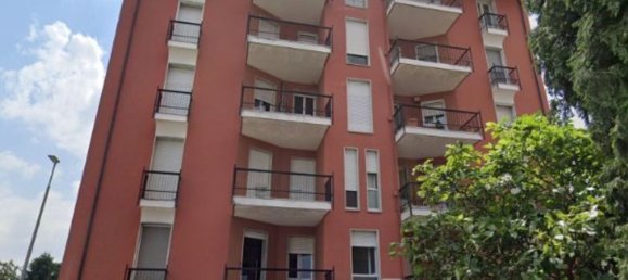 2 rooms Apartment in Sannazzaro de' Burgondi, Italy No. 168313 6