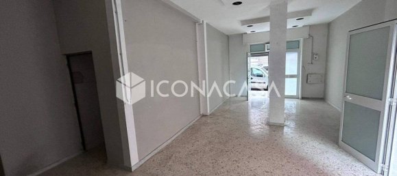 1-salle Propriété commerciale à Bitonto, Italy No. 21219 3