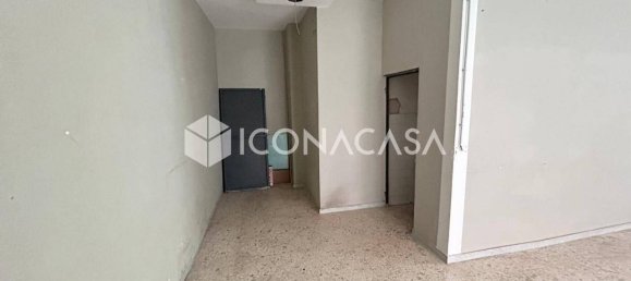 1-salle Propriété commerciale à Bitonto, Italy No. 21219 2
