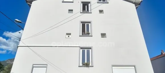 Studio in Seyssinet-Pariset, France No. 348216 5