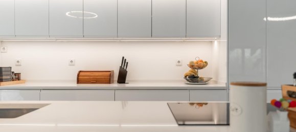 3 bedrooms Villa in Cascais, Portugal No. 104978 19