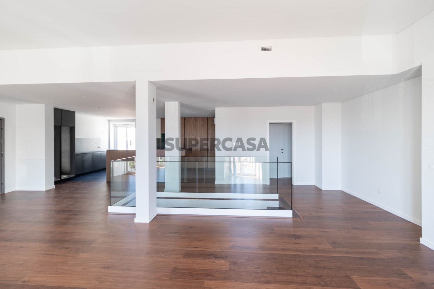 4 chambres Appartement à Leiria, Portugal No. 209464