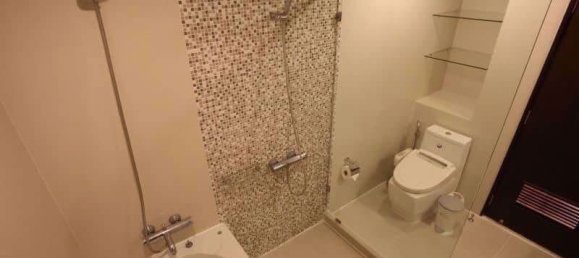 1 bedroom Condo in Pathum Wan, Thailand No. 10044 9