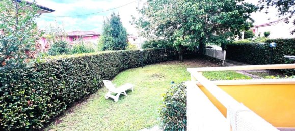 4 rooms Apartment in Massa, Italy No. 63174 20