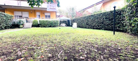 4 rooms Apartment in Massa, Italy No. 63174 19