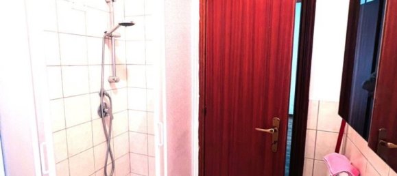 4 rooms Apartment in Massa, Italy No. 63174 14