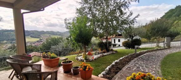 3 Schlafzimmer Haus in Sant'Angelo in Vado, Italy, Nr. 329489 5