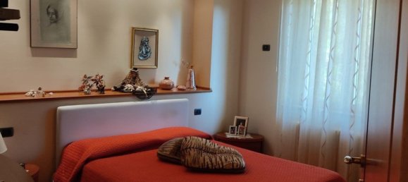 3 Schlafzimmer Haus in Sant'Angelo in Vado, Italy, Nr. 329489 10