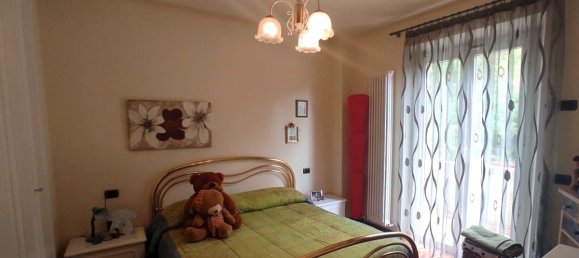 3 Schlafzimmer Haus in Sant'Angelo in Vado, Italy, Nr. 329489 11