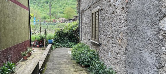 8غرفة منزل ذو طابقين في Lenola, Italy رقم 141429 3