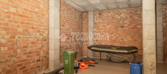 133m² Commercial property in Linares, Spain No. 167352 8