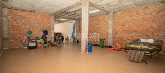 133m² Commercial property in Linares, Spain No. 167352 4