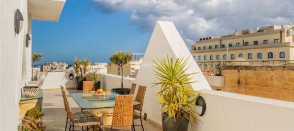 3 bedrooms Penthouse in Sliema, Malta No. 9093 4
