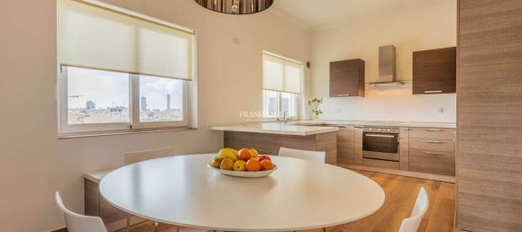 3 bedrooms Penthouse in Sliema, Malta No. 9093 16