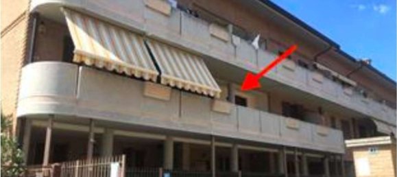 2 rooms Apartment in Giussano, Italy No. 2761 2