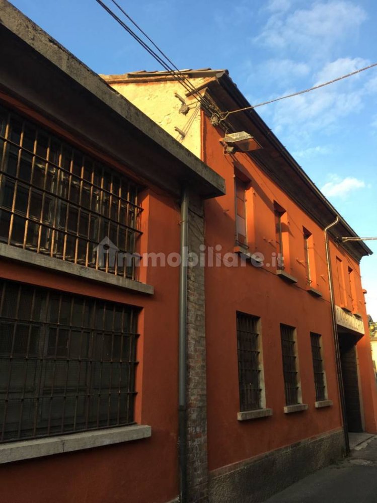 20 Schlafzimmer Lagerhaus in Piacenza, Italy, Nr. 118095