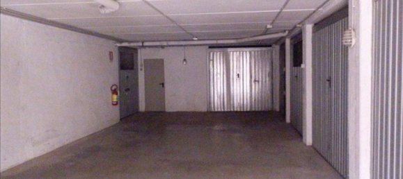 Garagem em Siena, Italy 18 m² N.º 70587 6