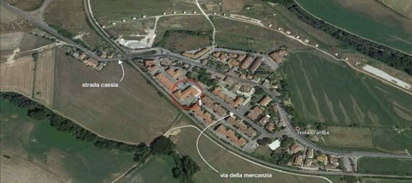 Garagem em Siena, Italy 18 m² N.º 70587 2