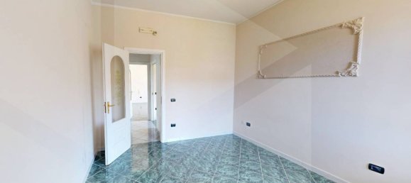 3 rooms Apartment in Pomigliano d'Arco, Italy No. 24043 17