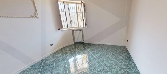 3 rooms Apartment in Pomigliano d'Arco, Italy No. 24043 15