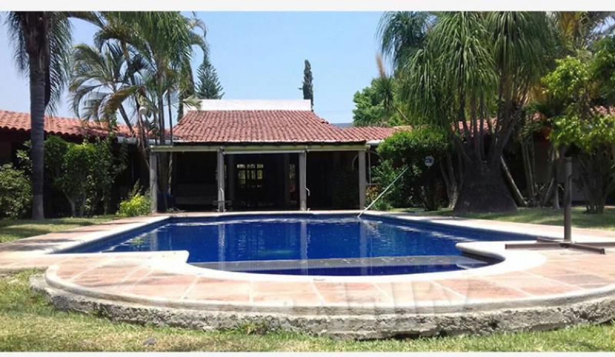 6 bedrooms House in Morelos, Mexico No. 188127