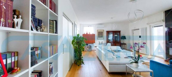 7 chambres Appartement à Termoli, Italy No. 211822 4