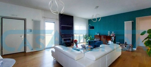 7 chambres Appartement à Termoli, Italy No. 211822 2