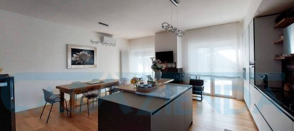 7 chambres Appartement à Termoli, Italy No. 211822 8