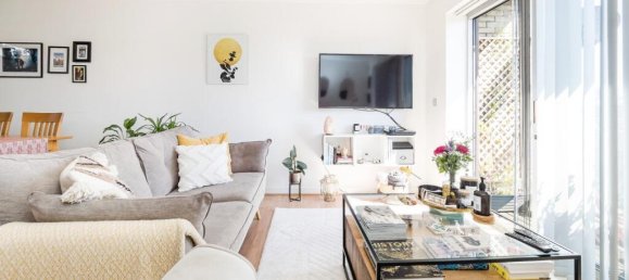 2 bedrooms Apartment in East Ham, United Kingdom No. 11448 5