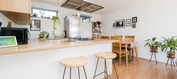 2 bedrooms Apartment in East Ham, United Kingdom No. 11448 6