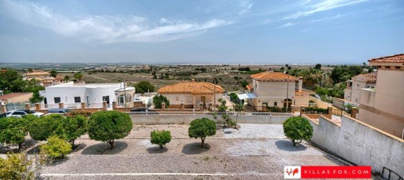 5 bedrooms Villa in San Miguel de Salinas, Spain No. 246017 18